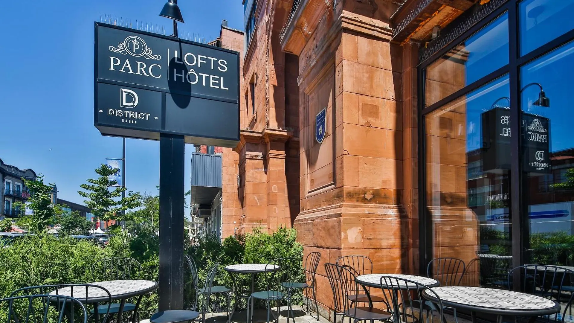 Parc Avenue Hostel Montreal Canada